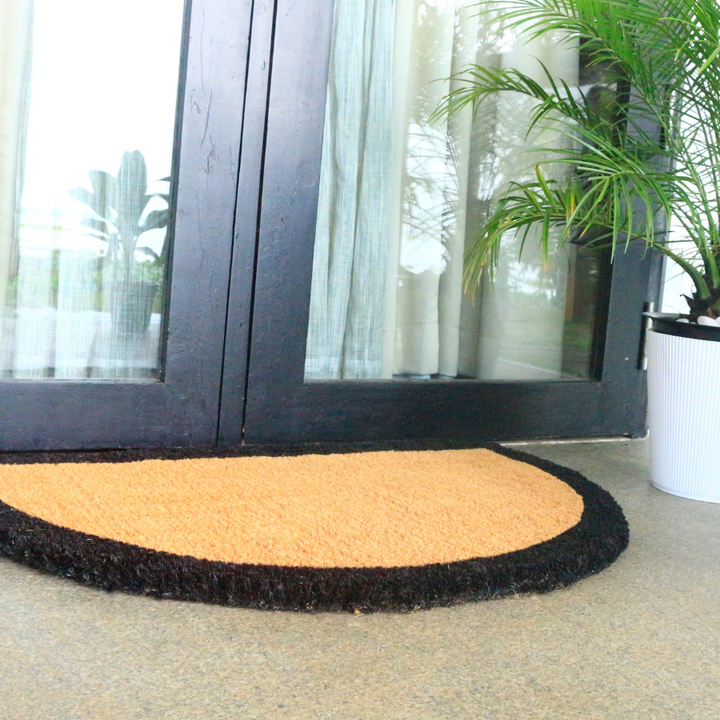 60x90 cm Black Border and Plain Natural Half Round Coir Doormat