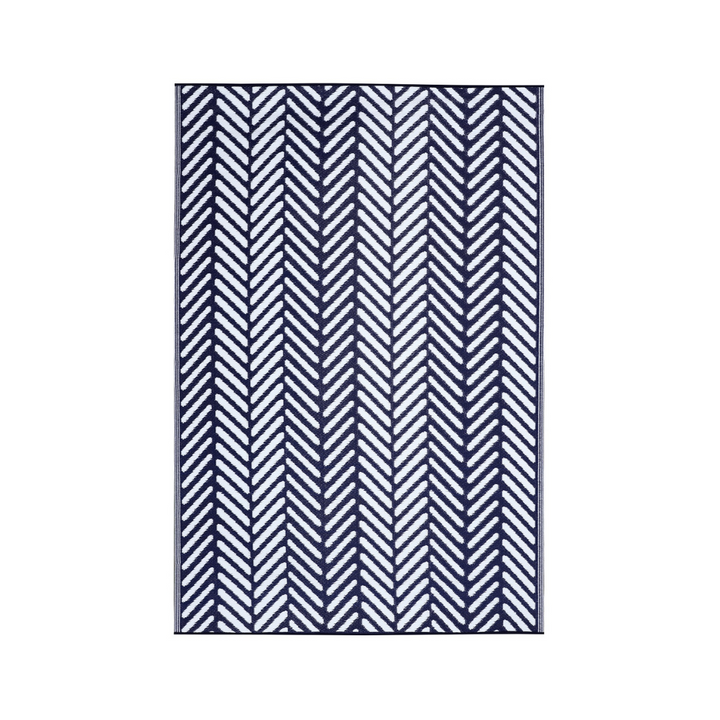 Fresno Navy Chevron Recycled Plastic Outdoor Rug