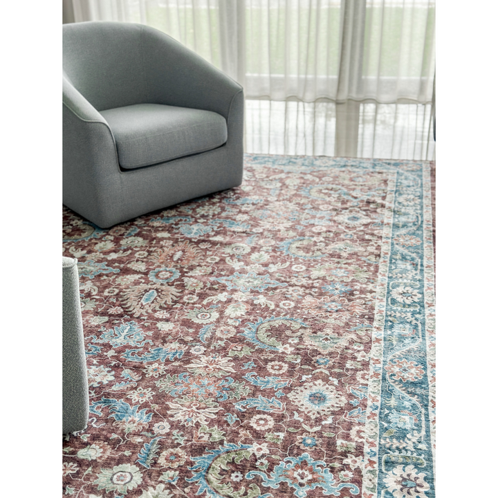 Imna Traditional Machine Washable Rug