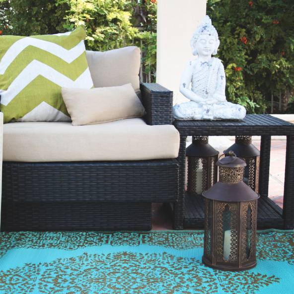 Istanbul Bronze and Aqua Traditional Recycled Plastic Outdoor Rug