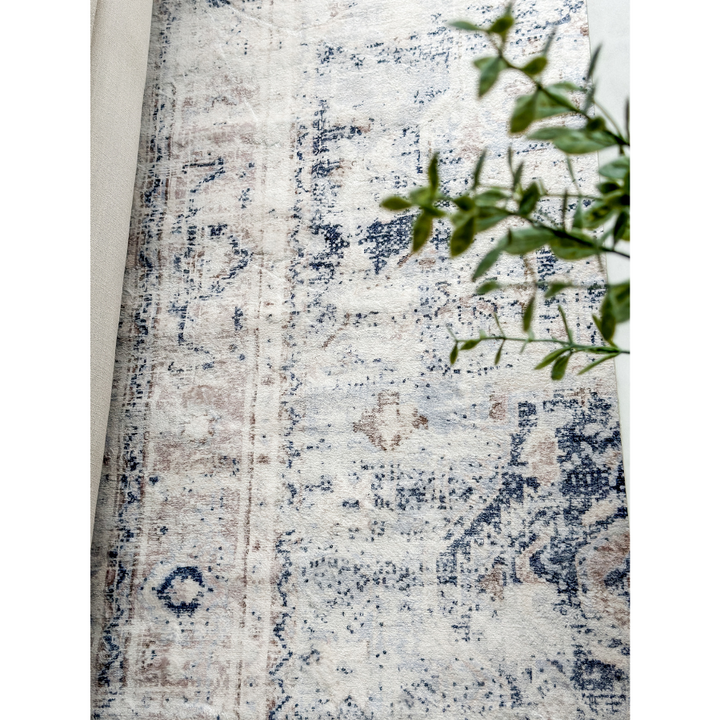 Kiara Distressed Machine Washable Rug