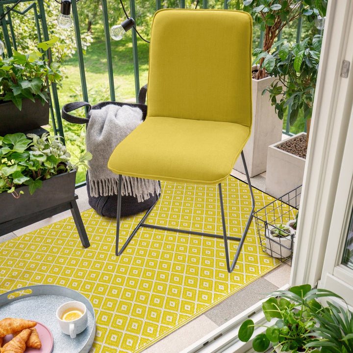 Kimberley Yellow and White Diamond Recycled Plastic Reversible Outdoor Rug