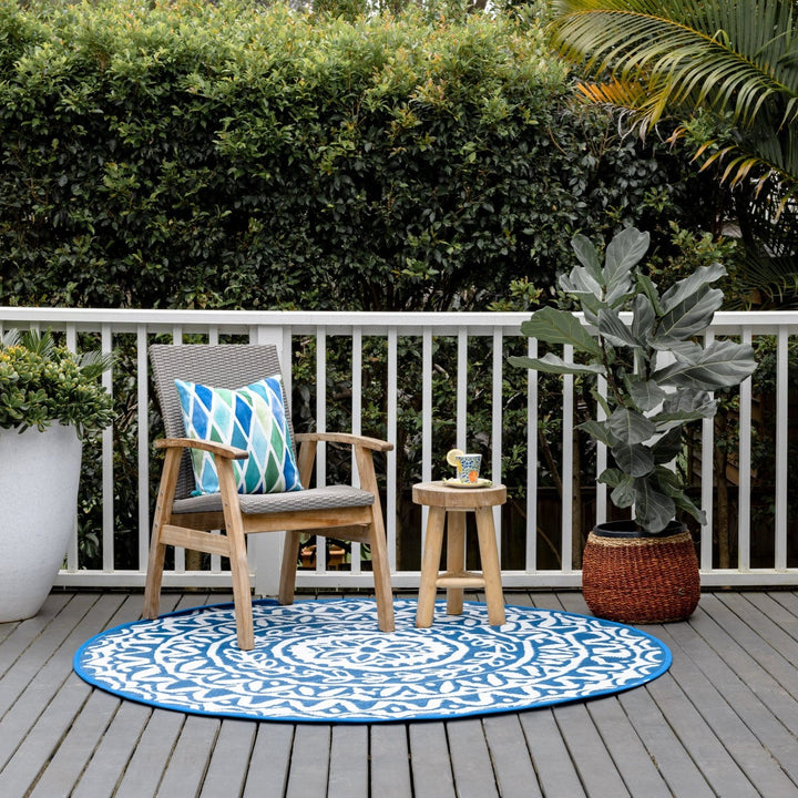 Pushpa Blue and White Floral Recycled Plastic Reversible Outdoor Rug