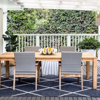 Tucson Black Diamond Large Indoor and Outdoor Rug