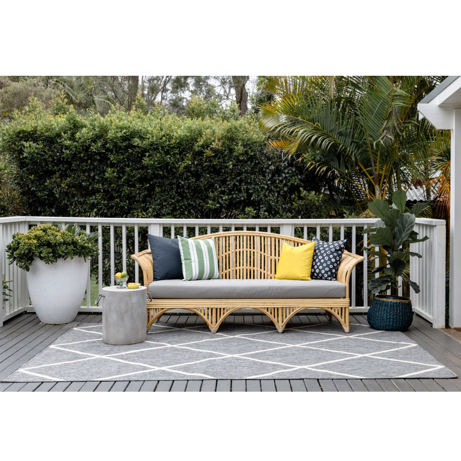 Tucson Diamond Pattern Outdoor Large Grey Rug