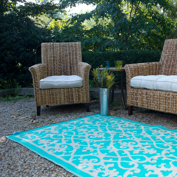 Venice Turquoise and Cream Traditional Outdoor Area Rug