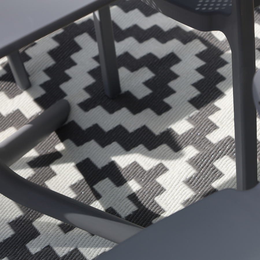 Aztec Grey And White Reversible Outdoor Large Rug - Recycled Plastic Rugs & Mats Fab Habitat