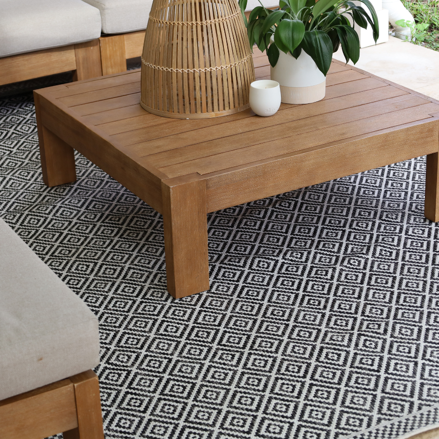 Moti Black and White Diamond Polypropylene Outdoor Rug - Outdoor Rugs Fab Habitat