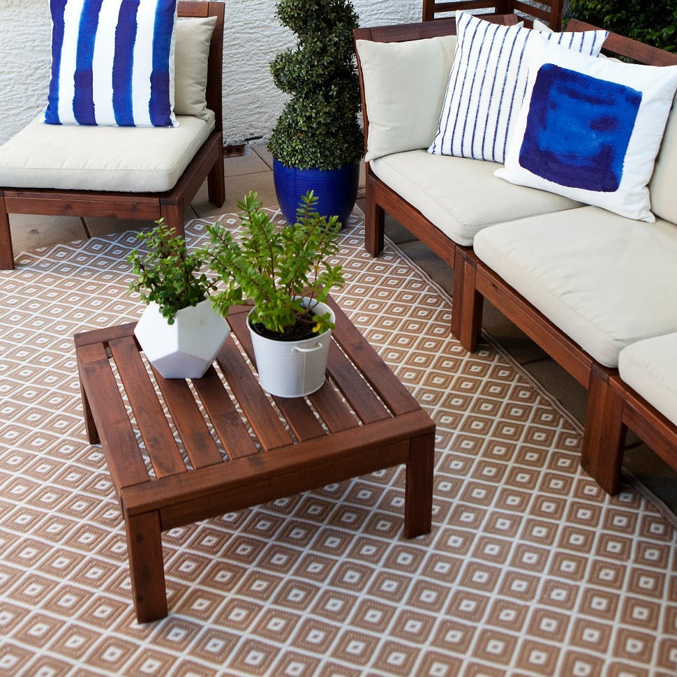 Kimberley Beige And White Diamond Recycled Plastic Reversible Outdoor Rug - Recycled Plastic Rugs & Mats Fab Habitat