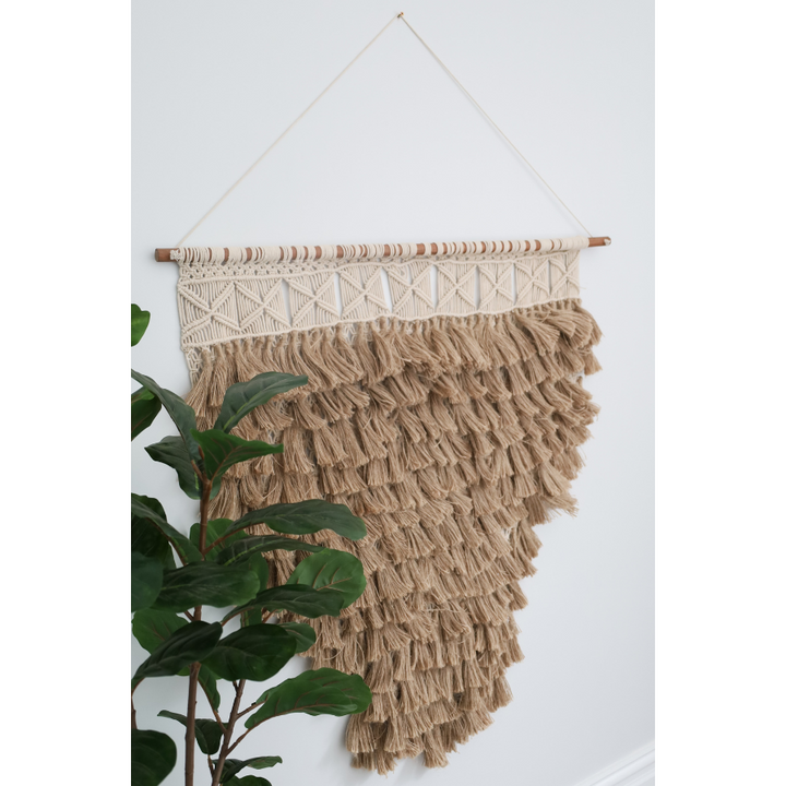 Ringmo Handcrafted Macramé Wall Hanging with Jute Fringes