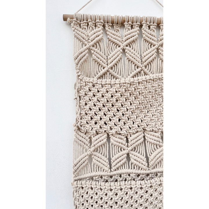 Brong Macramé Wall Hanging Book Holder with Dual Pockets