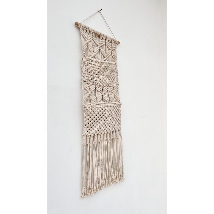 Brong Macramé Wall Hanging Book Holder with Dual Pockets