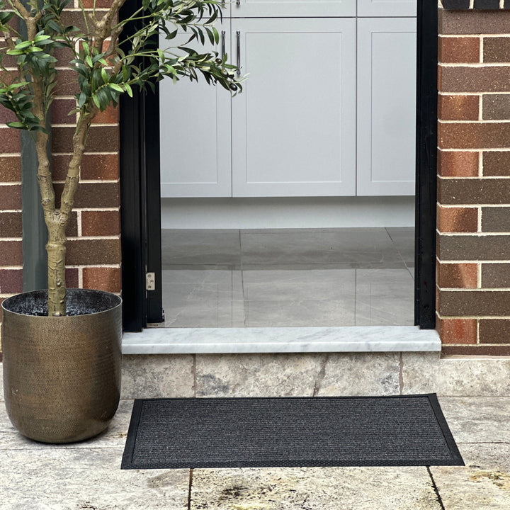 Daro Charcoal Black Thin Polypropylene doormat