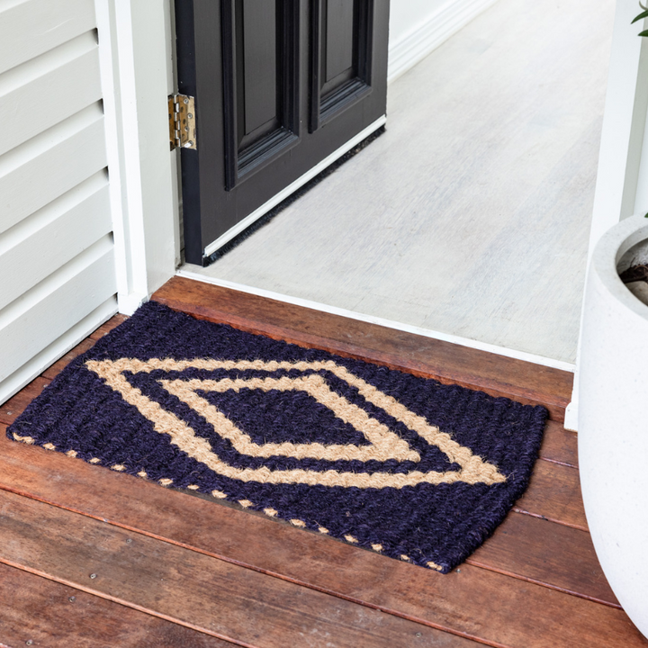 Mona knotted Coir Doormat